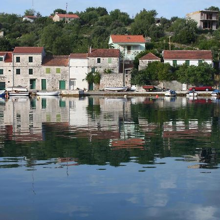 Apartments Loncar Veliki Drvenik Dış mekan fotoğraf